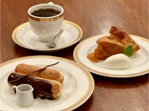 スイーツはコーヒーのためにある。味も雰囲気も完璧すぎる銀座の老舗『トリコロール』はなぜこんなに美味しいのか
