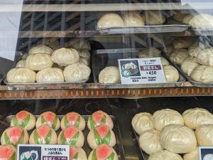 桃まん、かわいい