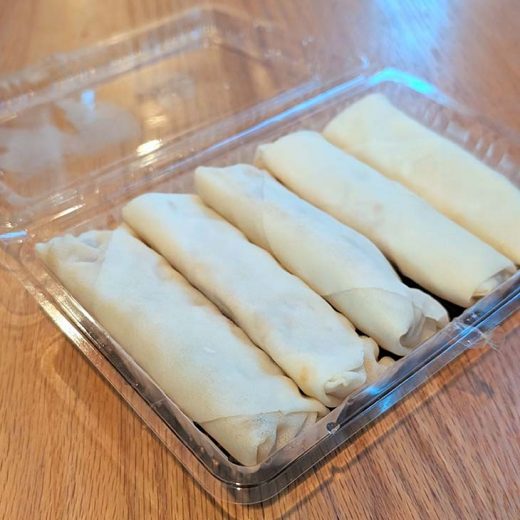 「春巻き（生）」5本、500円　[食楽web]
