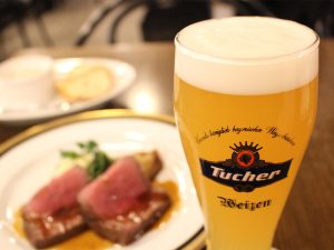 ローストビーフにはワインかな〜と思いがちですが、ビールですよ！