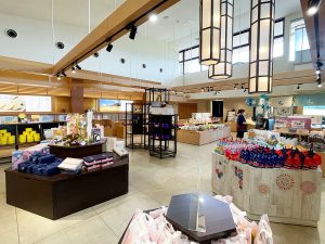 日の出屋製菓の旗艦店『ささら屋 立山本店』