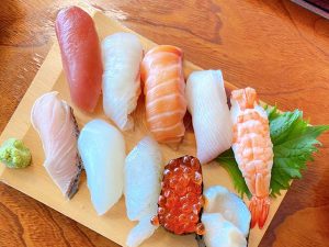 「お寿司の盛り合わせ」上2300円