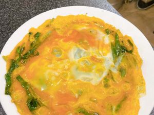 「ニラトジ」500円 [食楽web]