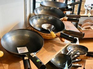 打出し製法で数千回叩き締められている [食楽web]