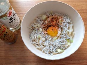 シラスやネギ、ごま油でいただきました