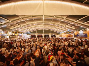 【ビールフェス】横浜赤レンガ倉庫の秋の風物詩「横浜オクトーバーフェスト 2024」で最高のビール＆フード体験を！