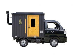 運転はNG、サウナのみ体験可能な「Sauna Car」 [食楽web]