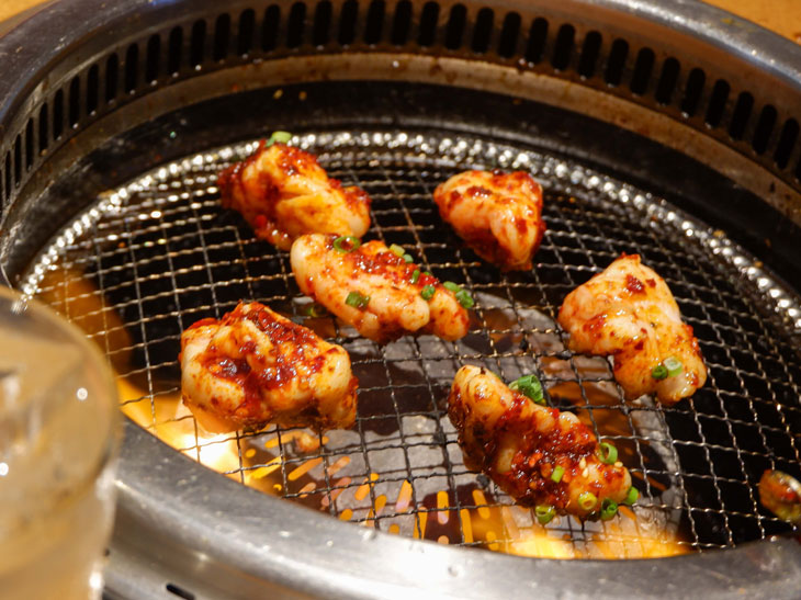 一度食べたら忘れられない「あぶらホルモン」