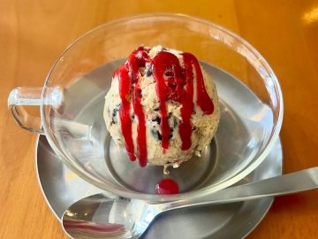 【谷根千さんぽ】谷中散歩の途中でいつも寄りたくなる癒やしのカフェ『COUZT CAFE』