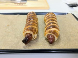 左が従来モデルでリベイク、右は新製品「KAV-A130」の常温モードでリベイク [食楽web]