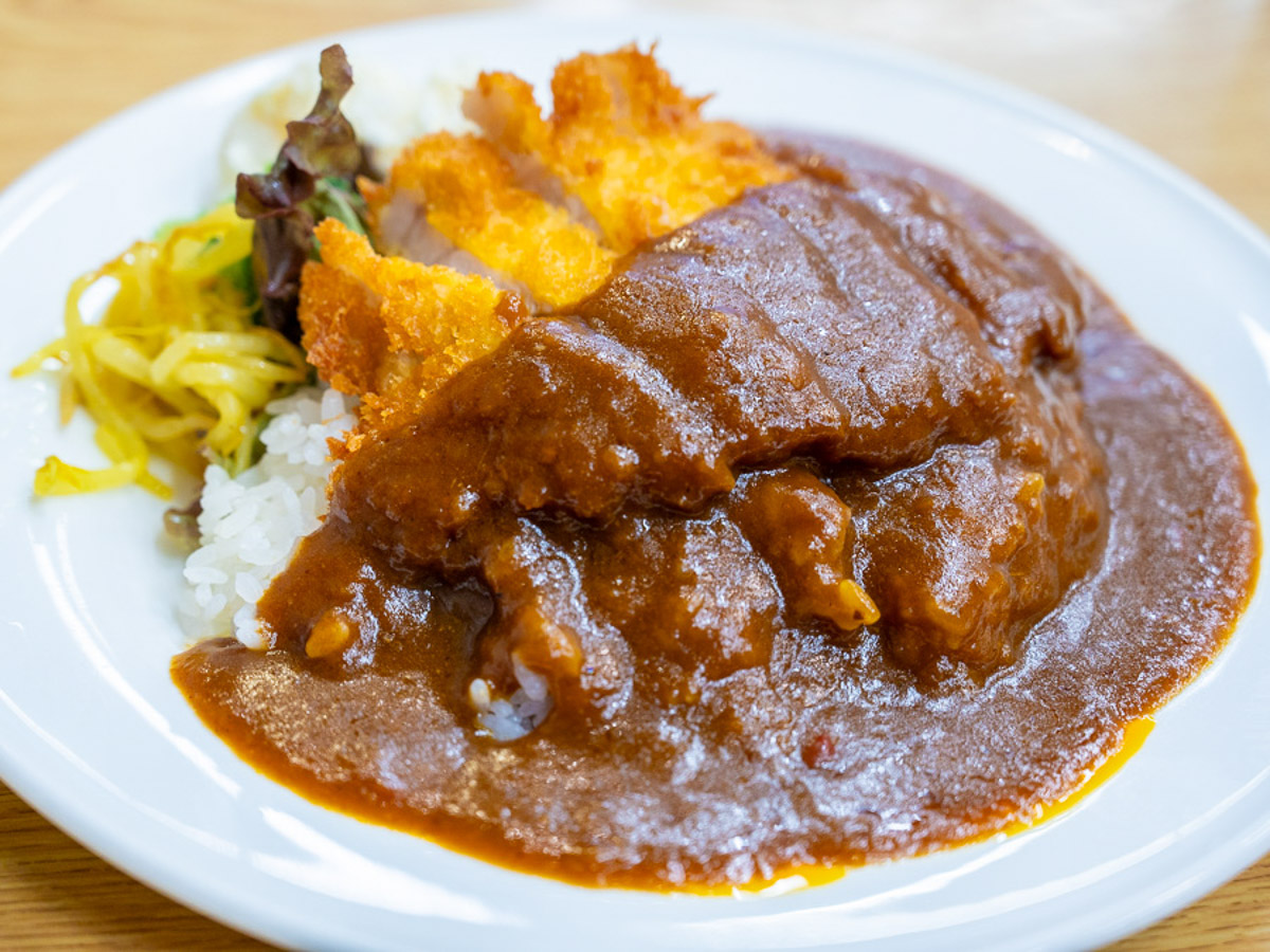 カツカレー(1150円)