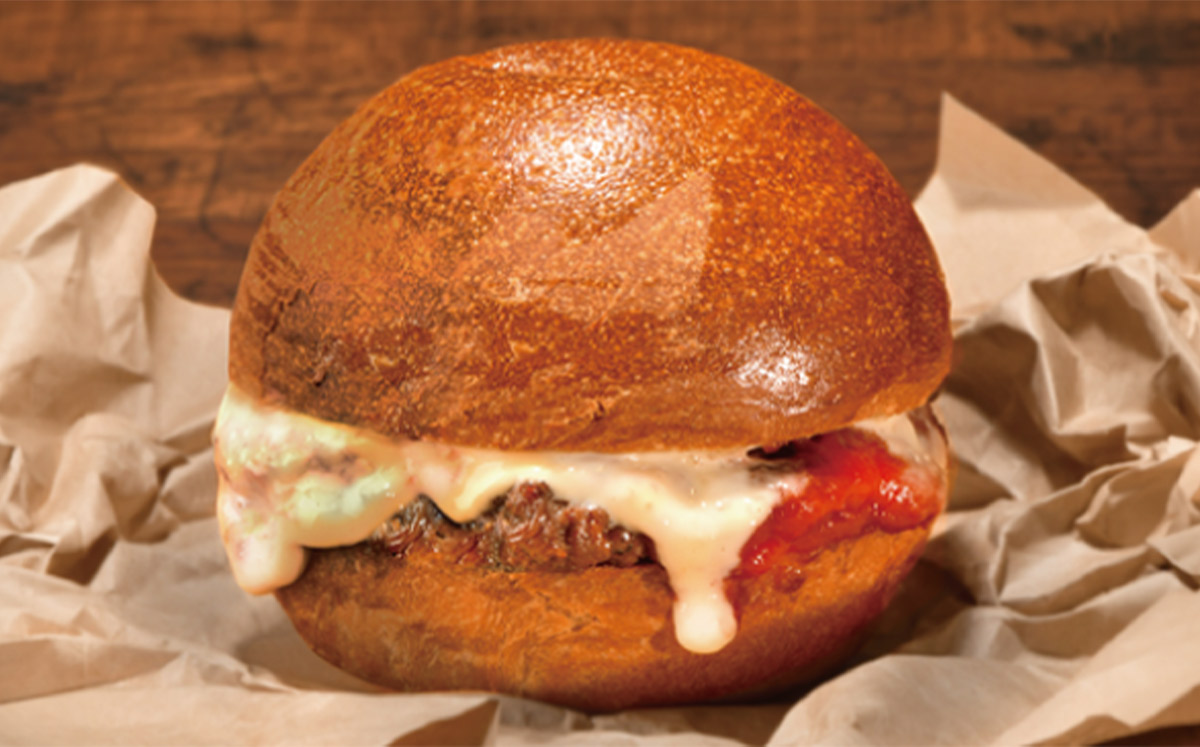 『GRILL&DINING用賀倶楽部』の「ネイキッドバーガー」1300円