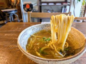 こだわりの小麦を使った自家製麺