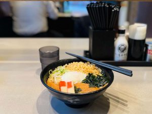 “そばはダイエット向き”を勘違いするな！ ボディメイクのプロが教える『富士そば』の賢い食べ方【外食やせダイエット】