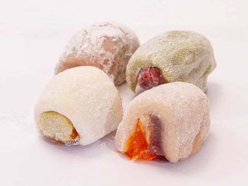 【新年の特別な和菓子】行列必至。お店だけで味わえる菓子たかむらの「八衣」新春限定品が買える！