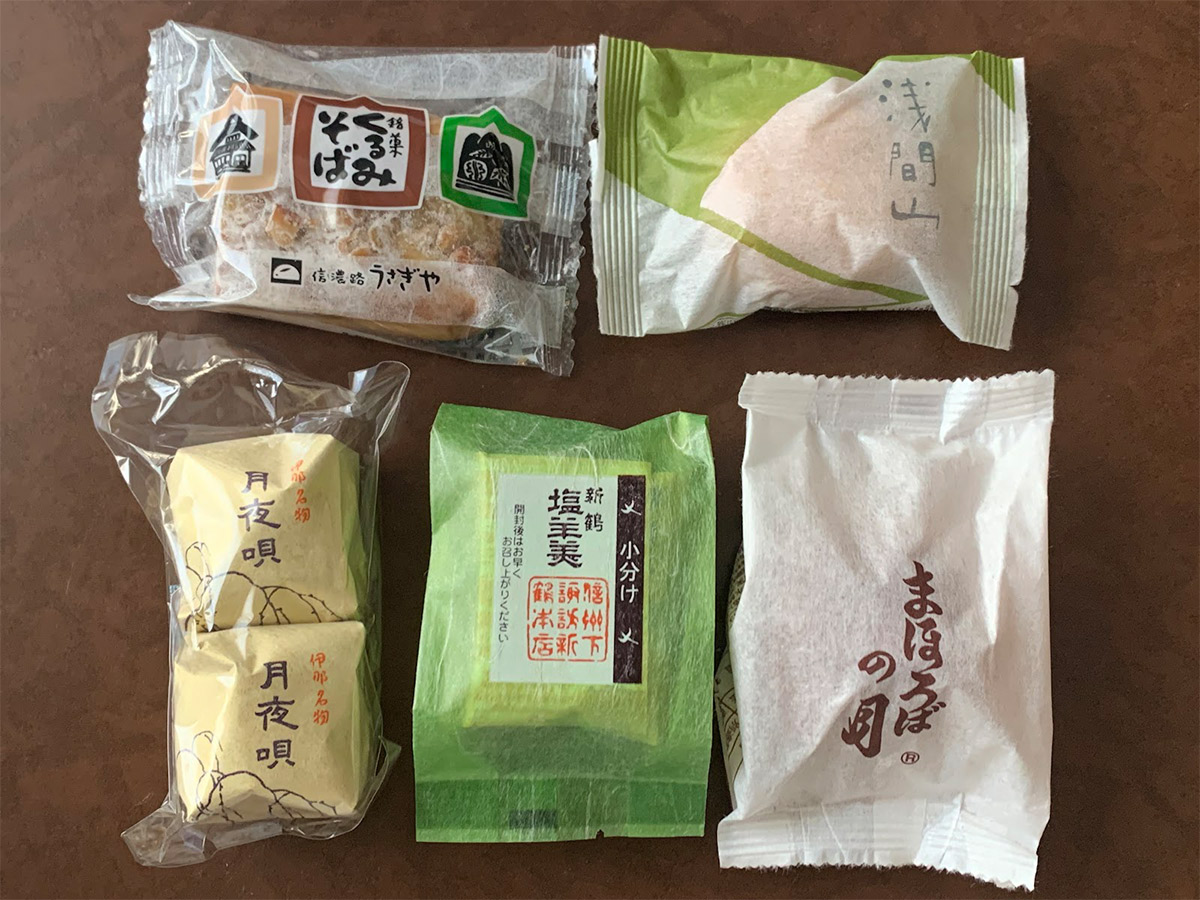バラ売りされているお菓子から気になるものをピックアップ!