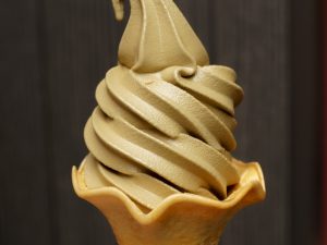 冬でも食べたい！ いや、冬だから食べたい！ 人形町『森乃園』のほうじ茶ソフト