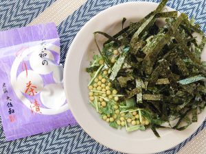 手土産にも喜ばれる！風味豊かで贅沢な老舗の味「大佐和ののり茶漬け」