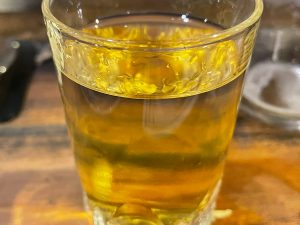 飲みやすくなりますが、梅シロップには魔力があるため飲み過ぎに注意です