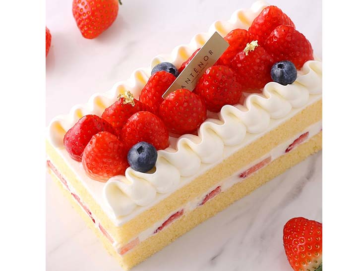 「あまおう苺のショートケーキBOX/紅ほっぺ苺のショートケーキBOX」2376円※販売期間: 1月11日(土)~3月31日(月)