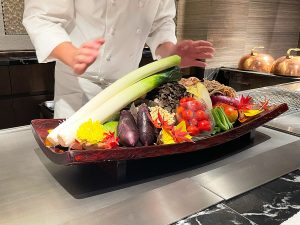 シェフによる食材や食べ方の解説