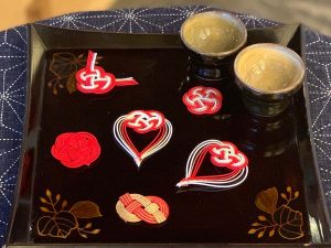 【出雲】縁結びの聖地で水引を結ぶ。水引アクセサリー作家の縁起のいい“可愛い箸置きとピアス”