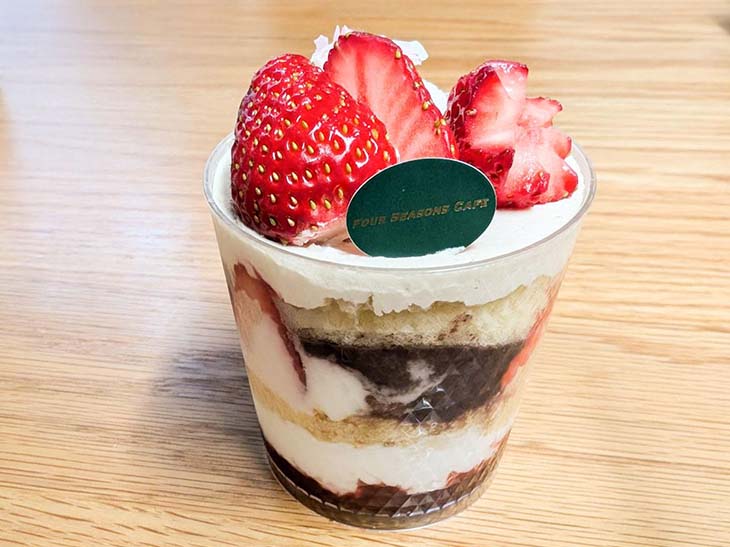 『フォーシーズンズカフェ』にて販売する「トライフル」830円