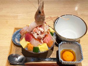『俺の魚を食ってみろ！！』の「究極の海鮮丼」