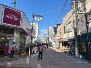浜田山駅付近の商店街