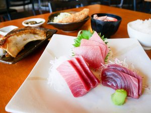三崎市場のまぐろづくし定食