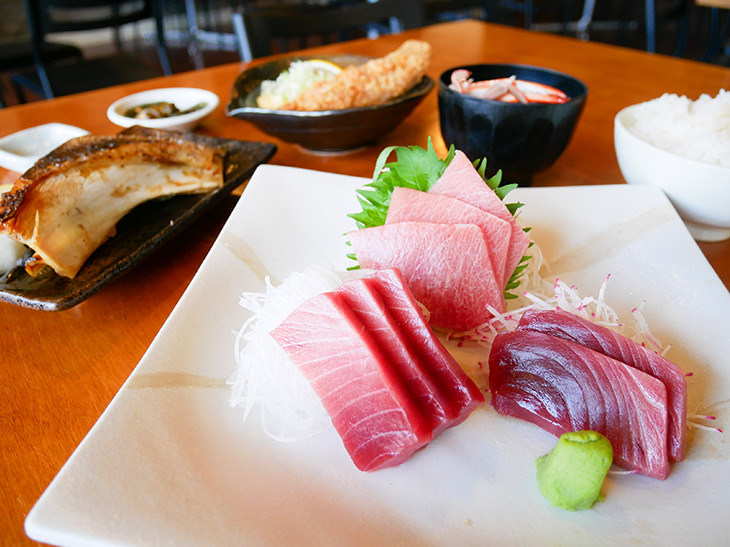 三崎市場のまぐろづくし定食