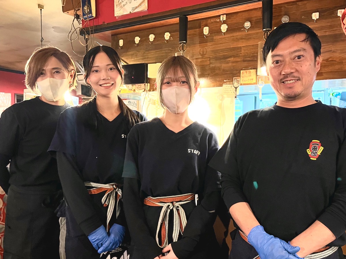 チームワーク抜群のチーム一番館。活気があります