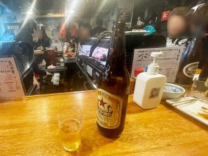 まずは赤星で串モノの焼き上がりを待つことに
