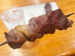 肉の旨みを強く感じるカシラ