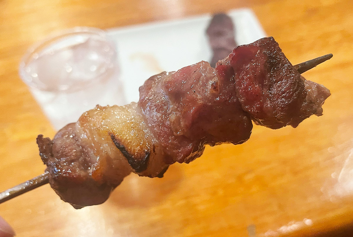 肉の旨みを強く感じるカシラ