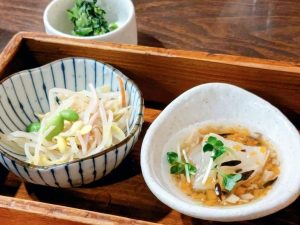 小鉢も丁寧に仕込んであります