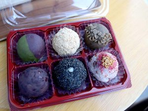 【京都】“おはぎ”の名店が復活。『小多福』の色とりどりの新しくてどこか懐かしい「おはぎ」たち