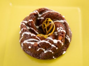 「⼦ひつじを昼寝にさそうショコラオレンジパウンドケーキ」848円