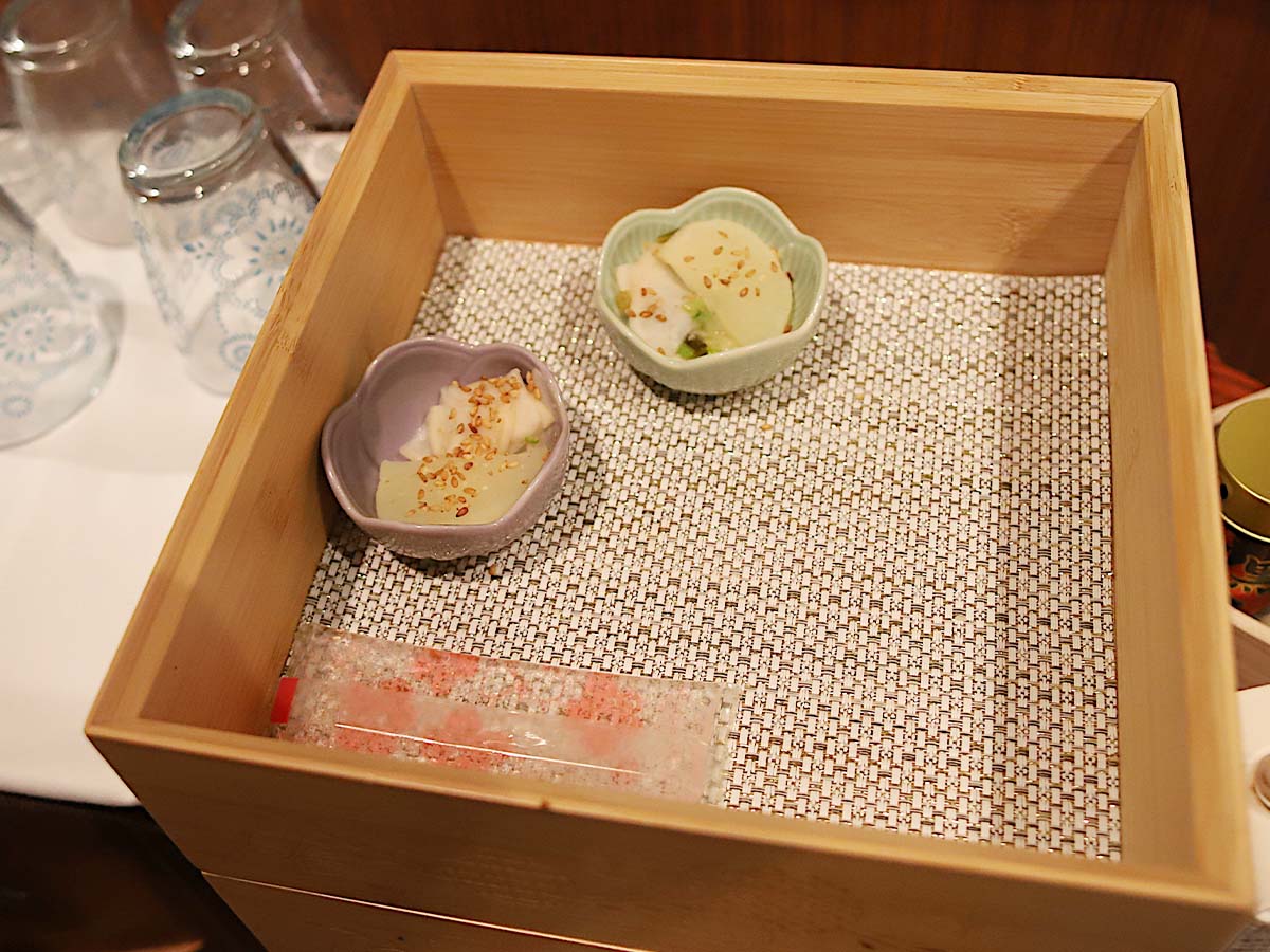 ごく簡単な仕掛けながら細やかな遊び心