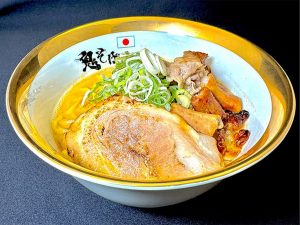 『鬼そば 藤谷』の「松坂牛の煮込み濃厚味噌ラーメン～春の旬素材スープ～」