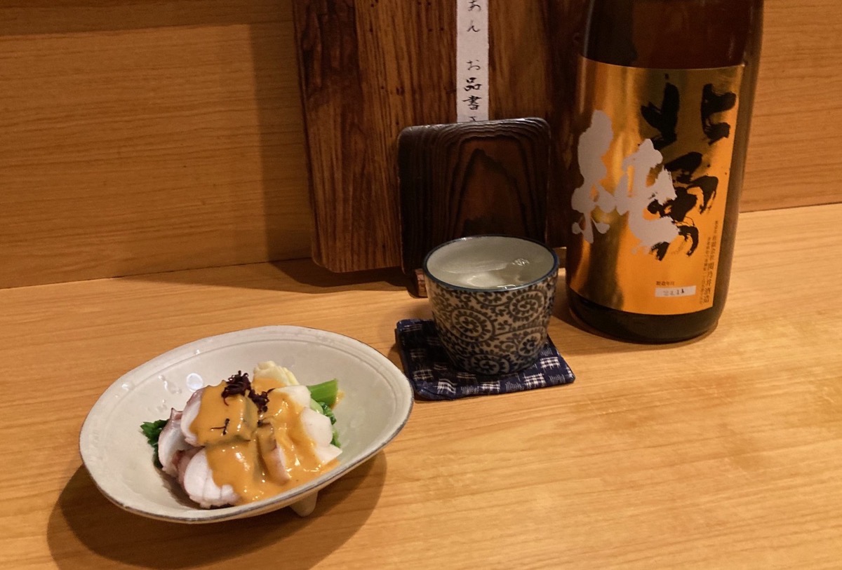 鮮魚店での修行経験もあるご主人は毎日豊洲への仕入れか欠かさない「旬の横須賀産の蛸とうどの酢味噌和え」