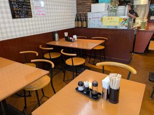 店名の由来はフランス語で公園を意味する"parc"。隣接する西船場公園にちなんでいます