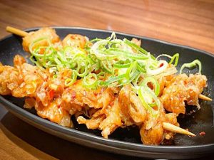 飲兵衛の胃袋をわし掴みにする「富豪串」