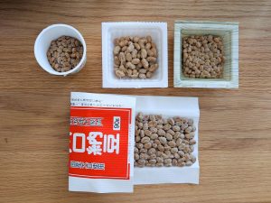 比べてみると大きさだけでなく、香りも甘みもまったく違う