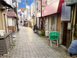 スターロード界隈の様子。明るい時間帯は閑散としています
