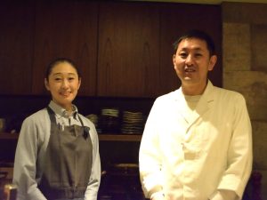 『料理 シフク JIYUGAOKA』店主・深瀬あつしさんと女将・深瀬昌恵さん