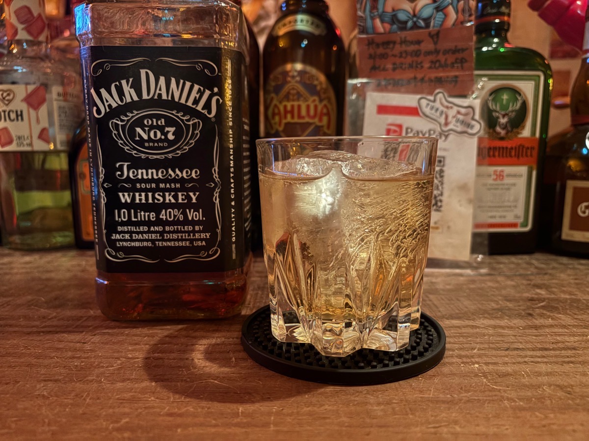 ジャックダニエルのソーダ割りをオーダー