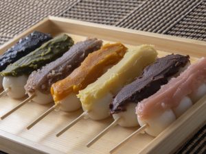 「桜あんの串団子」1本150円