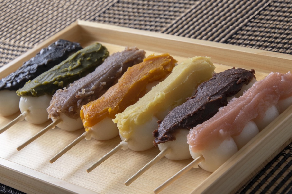 「桜あんの串団子」1本150円