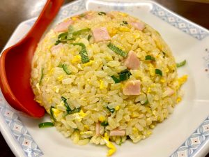 美し過ぎて食べるのがもったいない、と一瞬思っても食べ始めたら止まらないやつ
